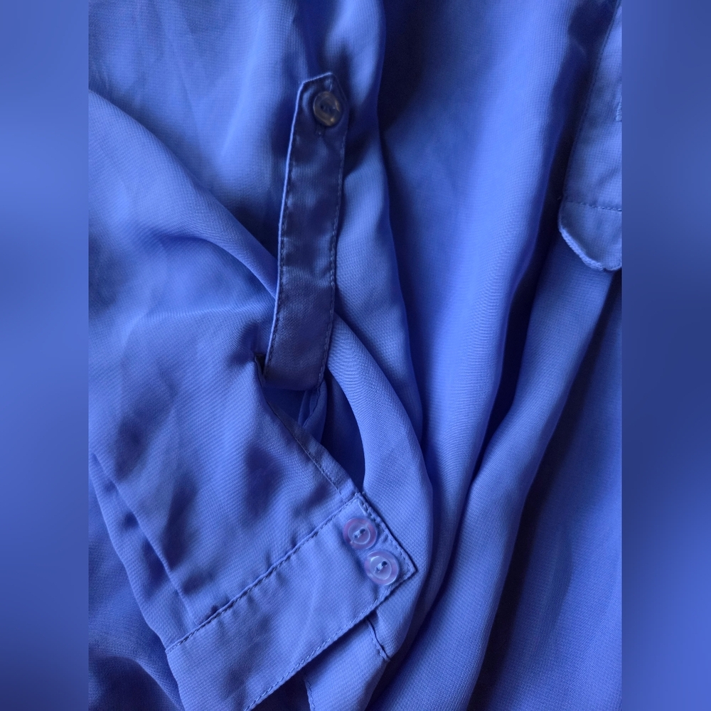 Rue21 Vibrant Blue Partial Button-Up Shirt - Picture 5 of 6